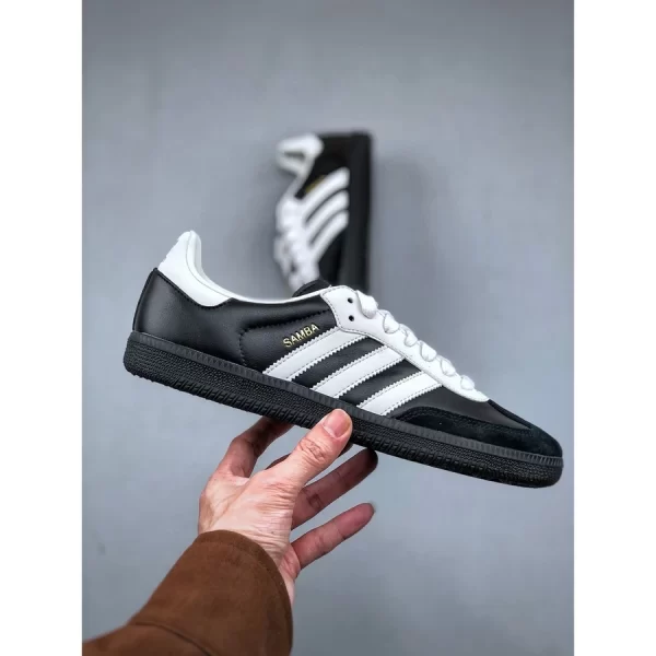 Adidas samba