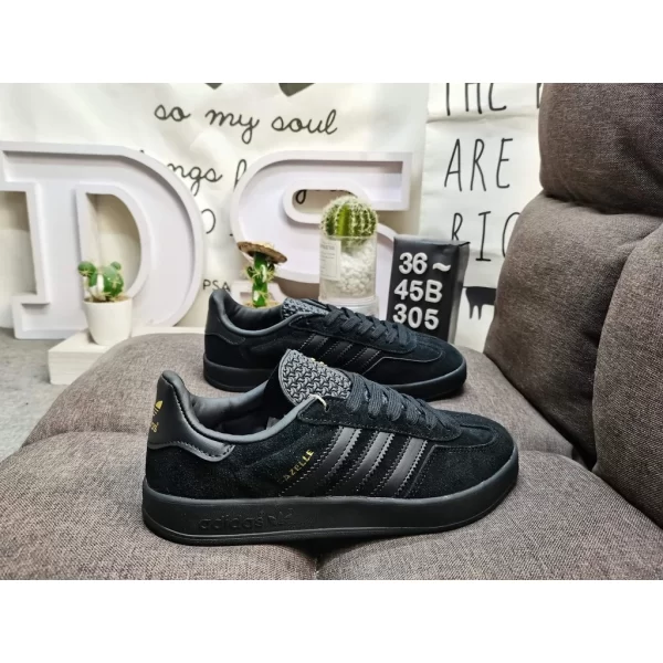 Adidas gazelle