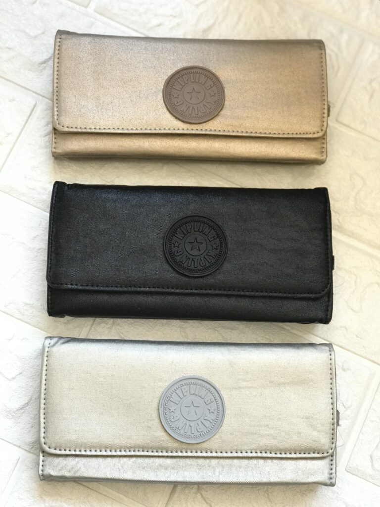 BILLETERA RUBI
